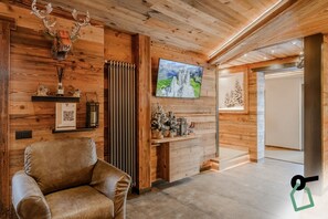 Lobby sitting area - Hotiday Sauze Centro (Sauze d'Oulx)