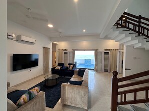 Living area - Truliv Villa Aqua (Tirupporur)