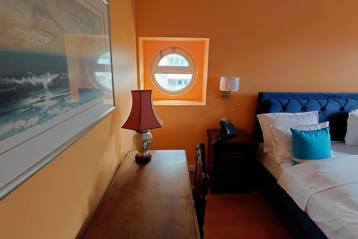 Deluxe dubbelrum - utsikt mot trädgården