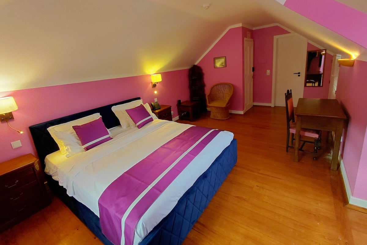 Deluxe dubbelrum - utsikt mot bergen