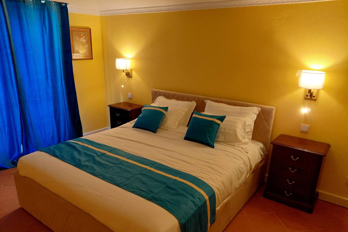 Superior dubbelrum - balkong - utsikt mot innergården