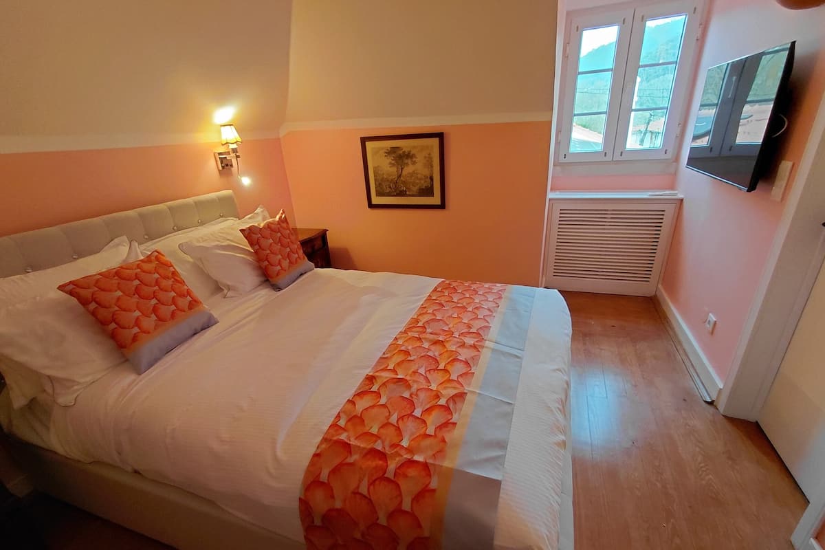 Dubbelrum - utsikt mot bergen