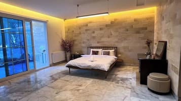 7 Schlafzimmer, Bügeleisen/Bügelbrett, WLAN, Bettwäsche