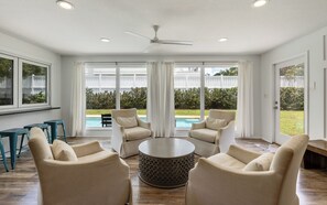 A heated pool - Private Pool - Bikes - Game Room - Steps to Beach (Santa Rosa Beach)