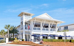 Exterior - Private Pool - Bikes - Game Room - Steps to Beach (Santa Rosa Beach)