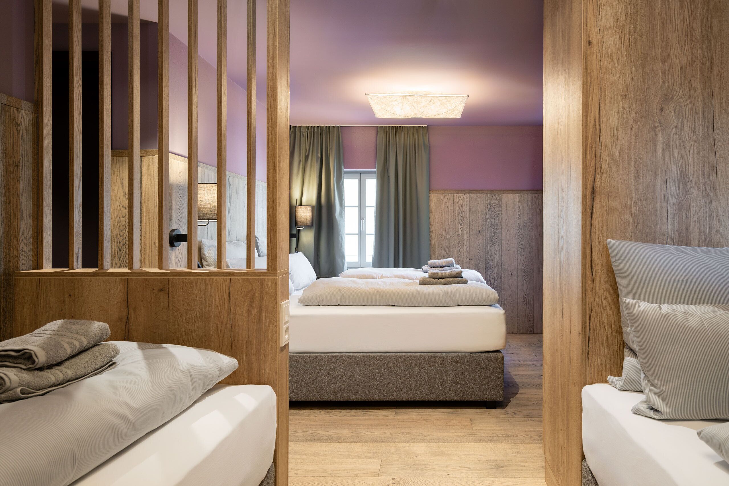 Zimmer 5 | Zimmersafe, Verdunkelungsvorhänge, schallisolierte Zimmer