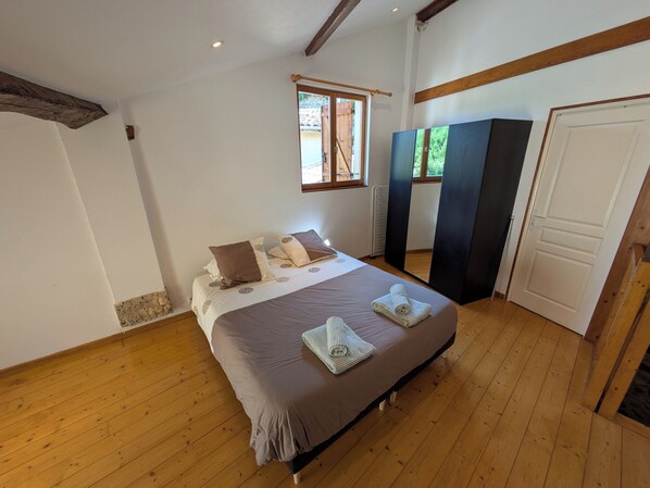 1 chambre, Wi-Fi, draps fournis