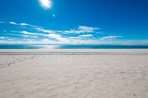 Condo, 2 habitaciones | Playa