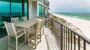 Outdoor dining - Phoenix Ix 805 3 Bedroom Condo (Orange Beach)