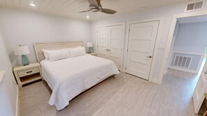 Condo, 2 Bedrooms | 2 bedrooms, iron/ironing board, free WiFi - Dolphin Point 604c 2 Bedroom Condo (Destin)