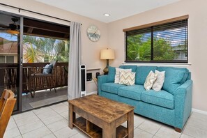 Appart'hôtel, 1 chambre | Coin séjour | TV connectée