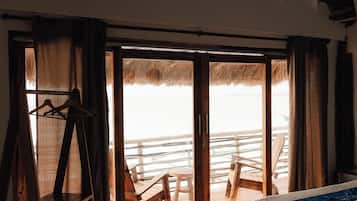 Superior Double Room, 1 Queen Bed, Balcony, Sea View | Bed sheets
