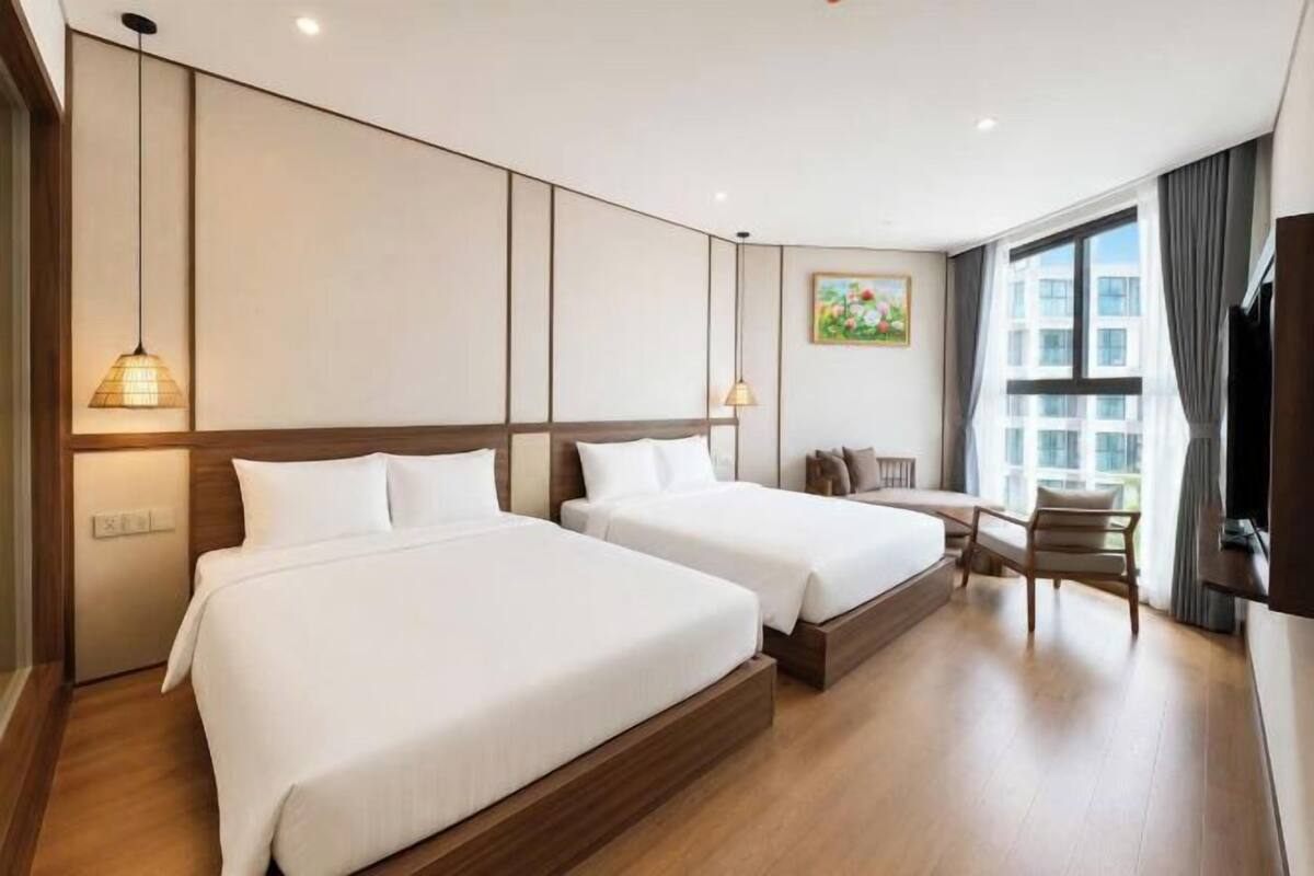 Memory foam beds, desk, laptop workspace, blackout drapes