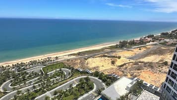 Appartement, 2 chambres | Vue sur la plage ou l’océan