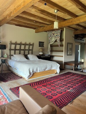 1 chambre, fer et planche à repasser, Wi-Fi, draps fournis