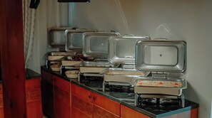 Desayuno completo incluido todos los días