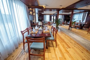 Restaurant - Azhar Dahabiya Luxury Suites (Esna)