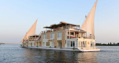 Azhar Dahabiya Luxury Suites