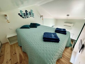 1 habitación, tabla de planchar con plancha, wifi y ropa de cama