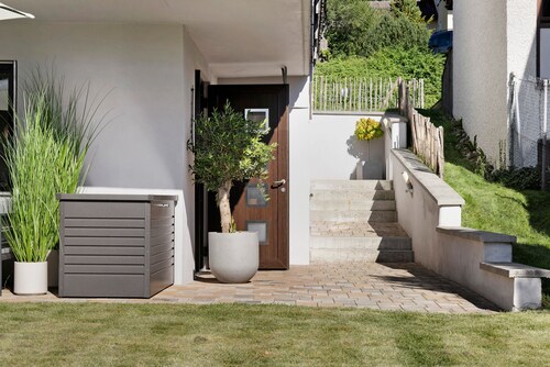 Ferienwohnung 'Mayer' mit Privatterrasse, Gemeinschaftsgarten und Wi-Fi