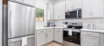 NEW! Rooted In Auburn - 2BR/2.5BA Townhome 1.5 miles from AU campus, pets ok!