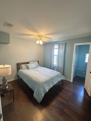 5 chambres, lit parapluie, Wi-Fi gratuit, draps fournis