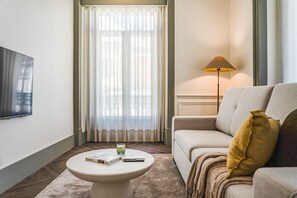 Télévision, espaces bureaux