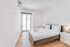 3 soverom, skrivebord, strykejern/-brett og wi-fi