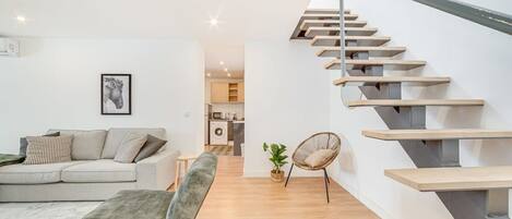 Televisión, oficina