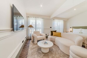 تلفزيون، مكتب