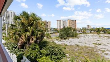 Family Townhome, Pool View | View from room