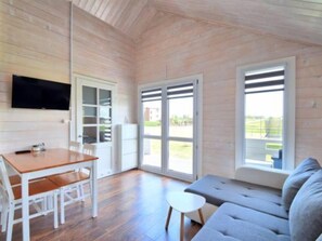 House | Living room - Cozy Chalet in Ustronie Morskie Near Beach (Ustronie Morskie)