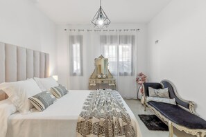 2 多间卧室、熨斗/熨衣板、WiFi、床单