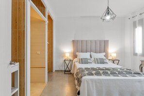 2 bedrooms, iron/ironing board, WiFi, bed sheets - Apartment 'Lara' with Wi-Fi (Guaro)