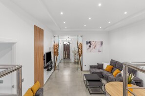 Interior - Apartment 'Lara' with Wi-Fi (Guaro)