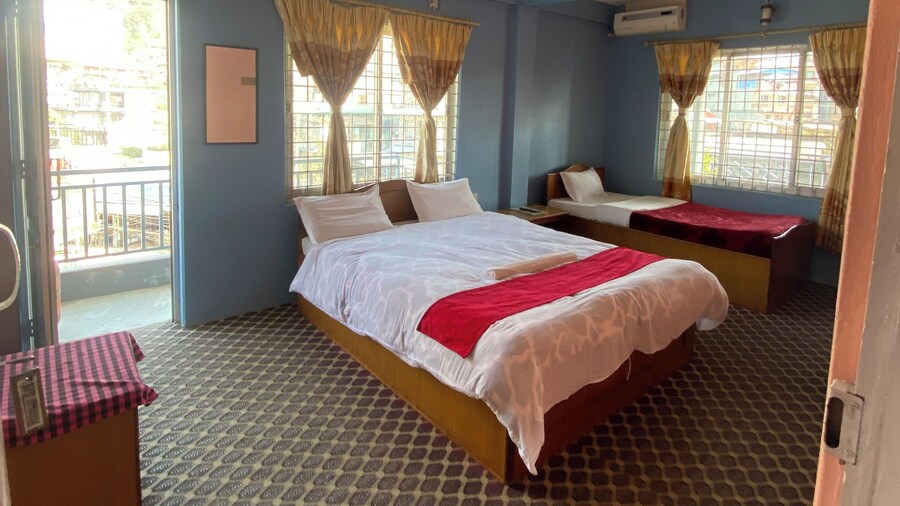 Hotel Mountain Village