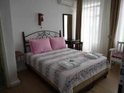 Ada Marin Karahanlı Otel