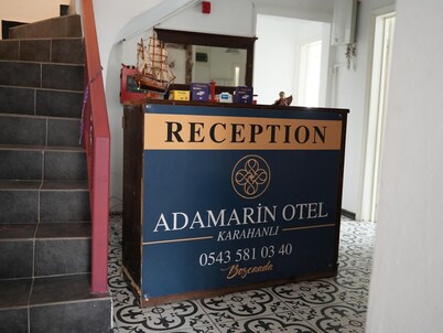 Ada Marin Karahanlı Otel