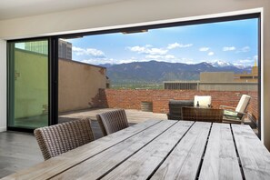 Terrace/patio - Mid-Downtown Marvel (Colorado Springs)