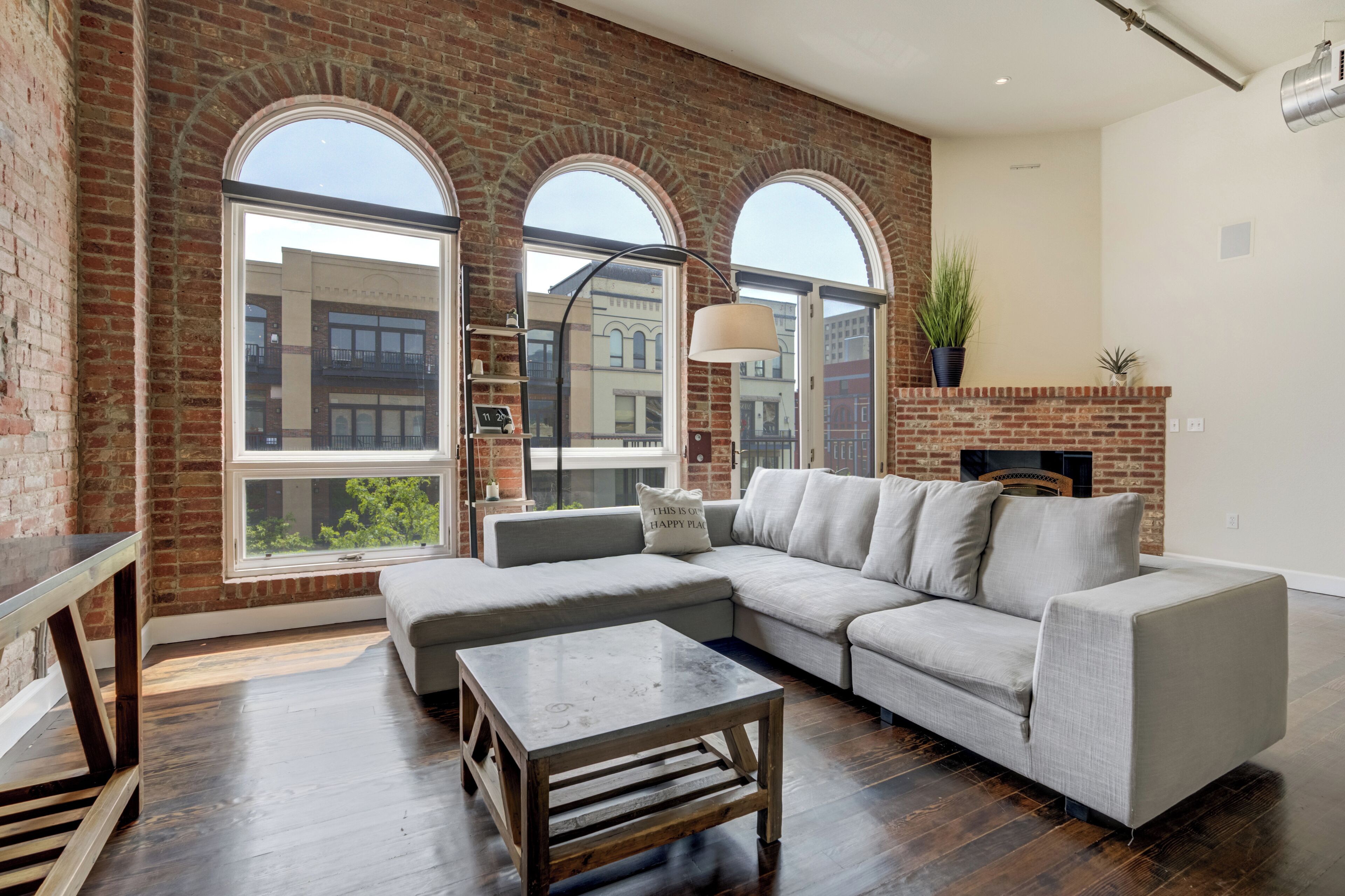 Condo, quang cảnh núi | Khu phòng khách