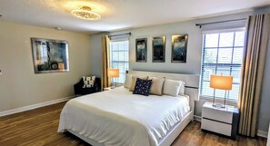 6 chambres, fer et planche à repasser, Wi-Fi, draps fournis