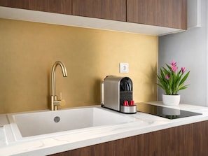 Basic Apartment, Courtyard View | Private kitchen | Espresso maker, electric kettle - 1587 Charonne (Paris)