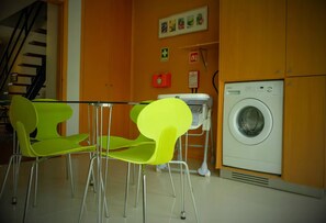 Interior - Guest House Ponta Delgada (Ponta Delgada)