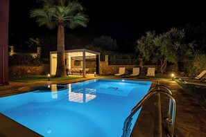 Udendørs pool, opvarmet pool