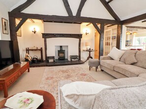 Cottage | Living area - The Old Barn (Ruthin)