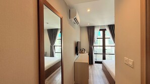 Deluxe tweepersoonskamer | Een kluis op de kamer, geluiddichte muren, gratis wifi