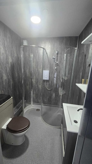 Double Room, Private Bathroom | Bathroom
