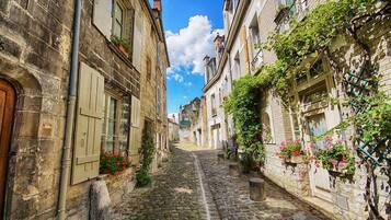 Enceinte de lâhĂ©bergement