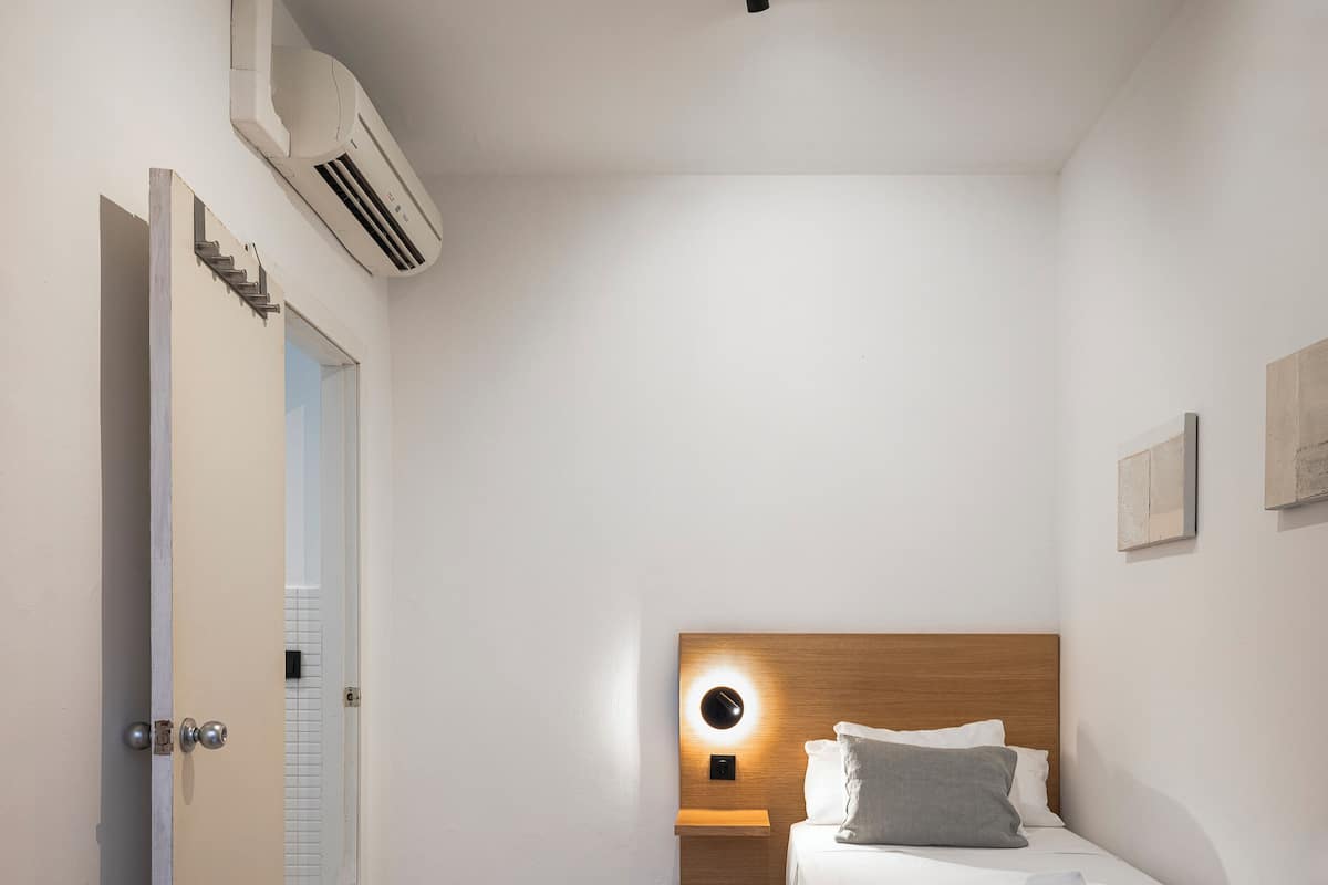 Single Room, Ensuite | Desk, laptop workspace, free WiFi