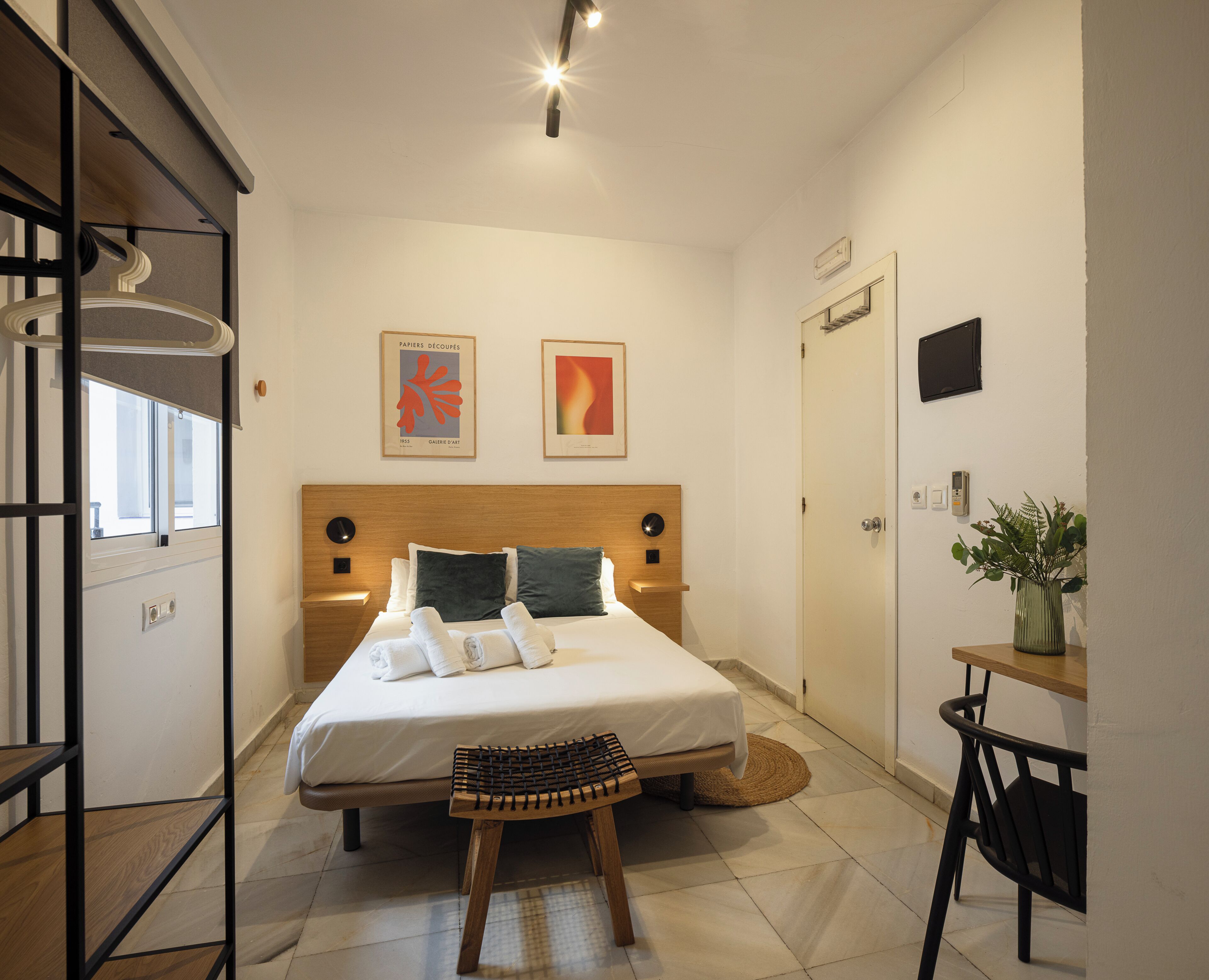 Standard Double Room | Desk, laptop workspace, free WiFi, bed sheets